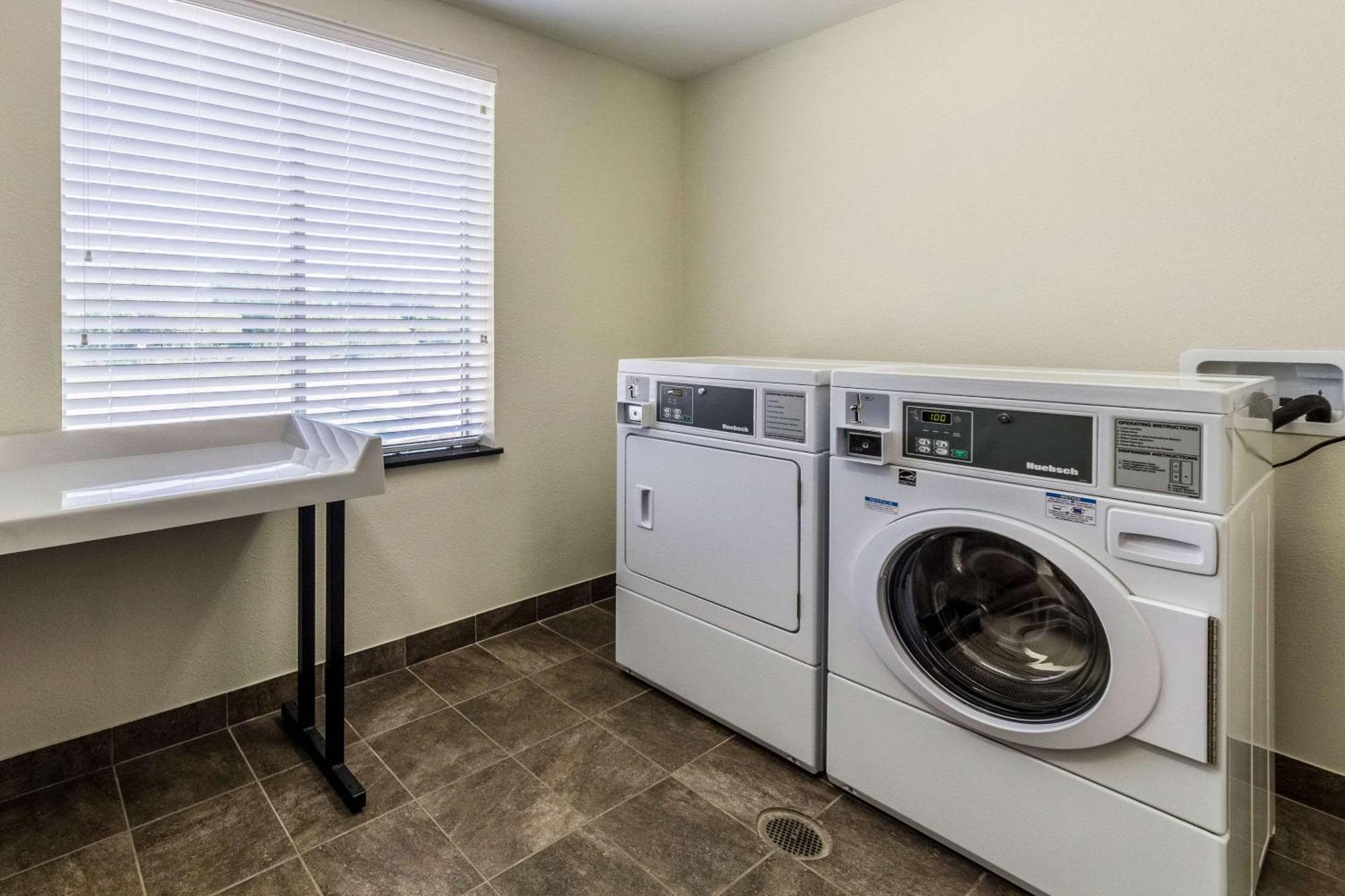 Sleep Inn & Suites Jourdanton - Pleasanton Eksteriør billede